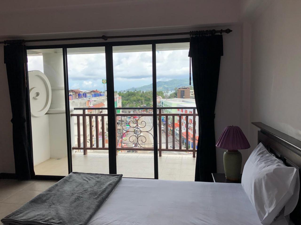 Bodega Phuket Patong (Adults Only) Hostel Εξωτερικό φωτογραφία
